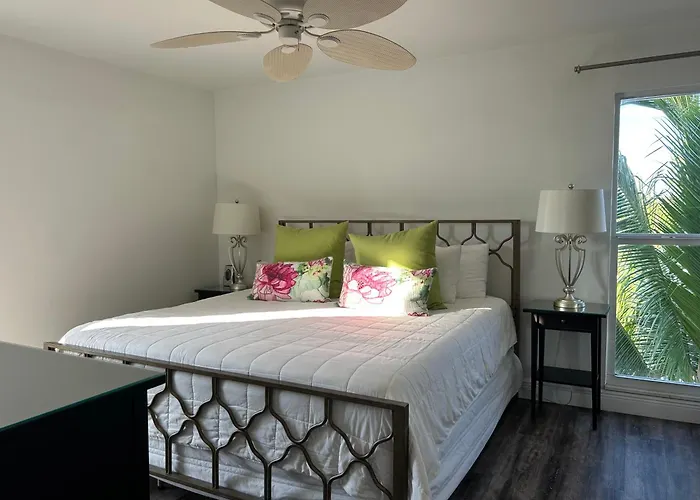 Sea Spray Inn